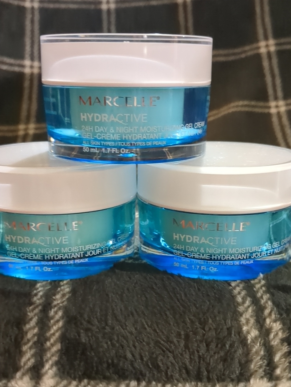 Marcelle Hydractive 24H Day & Night Moisturizing Gel Cream